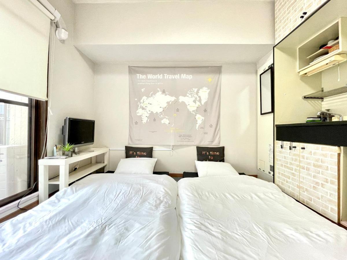Dotonbori House Apartment โอซาก้า ภายนอก รูปภาพ